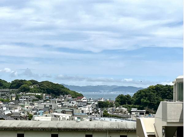 ルーフバルコニーからも海を眺めました。