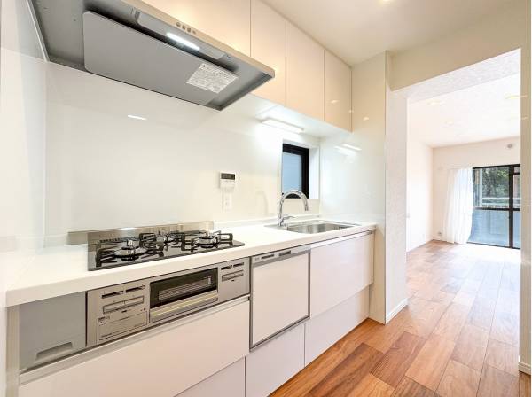 生活感をカモフラージュできる独立型キッチン