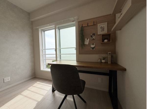 富士山を眺めながら集中できる素敵なお部屋です。