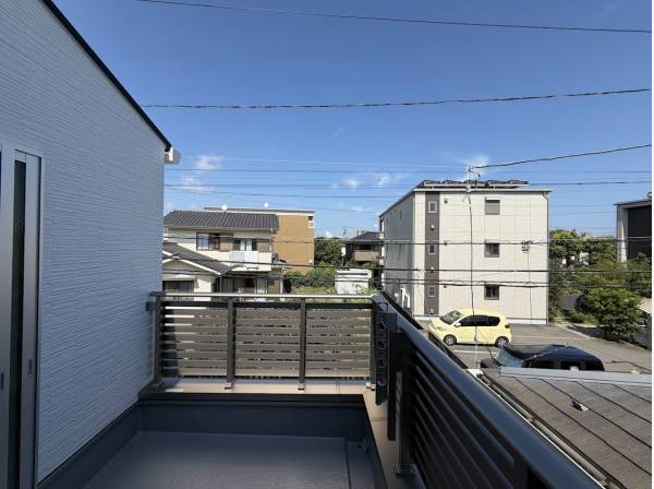 バルコニーもございます