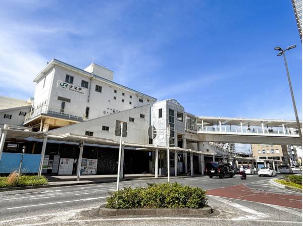 JR東海道本線『辻堂』駅へはバス便が便利です