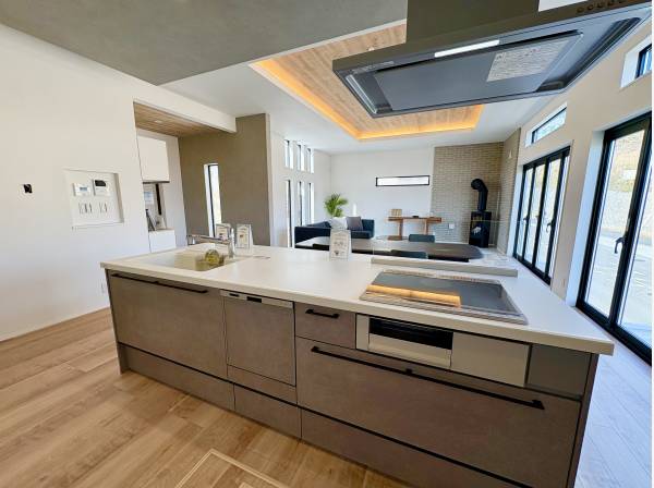 キッチンはアイランドキッチンとなります！