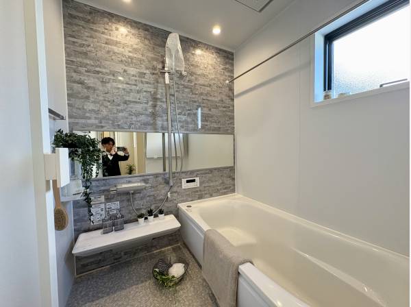 落ち着きのあるバスルーム