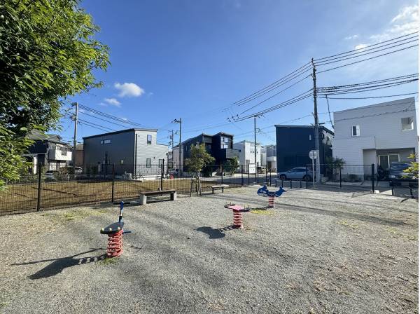 中島中河原公園まで徒歩1分（約80m）