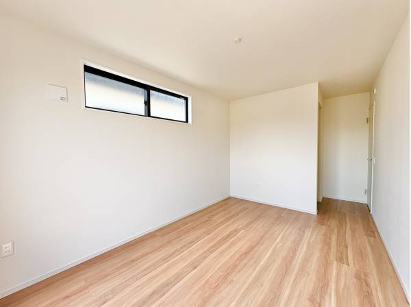 居室には爽やかな風をたっぷりと取り込み、気持ちの良い朝を迎えらます