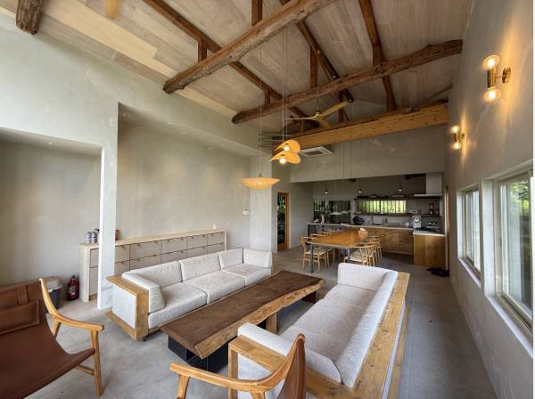 非日常を感じるリビング