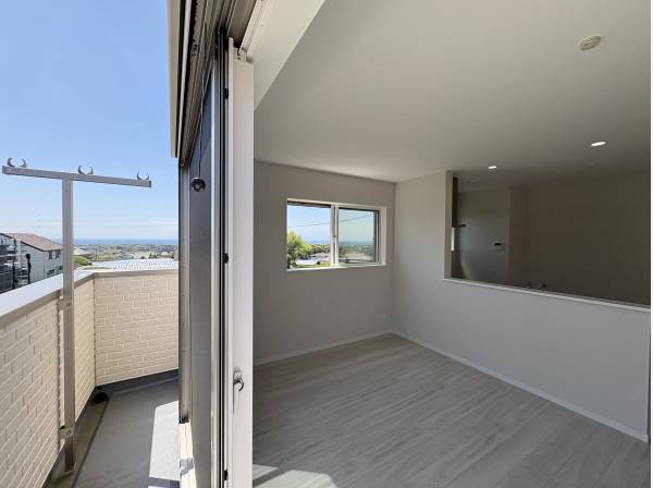 LDKとバルコニーの一体感が有ります！