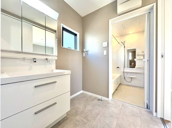 パウダールーム