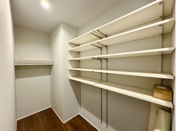 パントリースペースは大容量