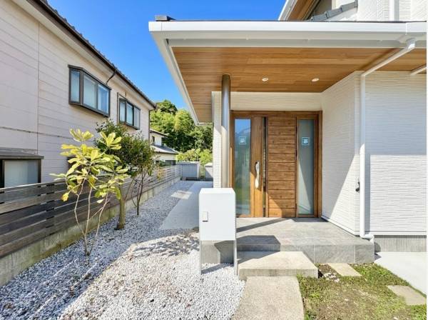 お気軽にお問い合わせくださいませ！！