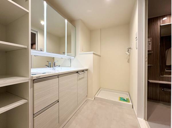 パウダールーム