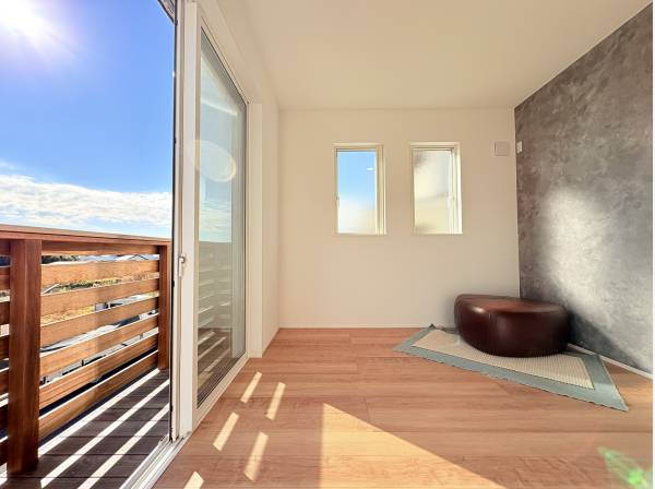 主寝室からは海を望みます