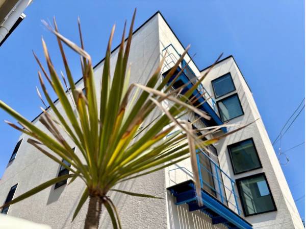 海辺に映える注文住宅がリノベーションにて生まれ変わります