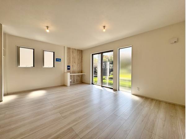 スタディカウンターを設置したLDK