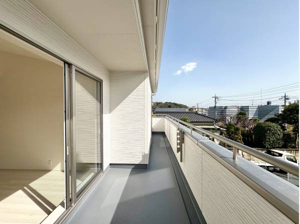 大型バルコニー