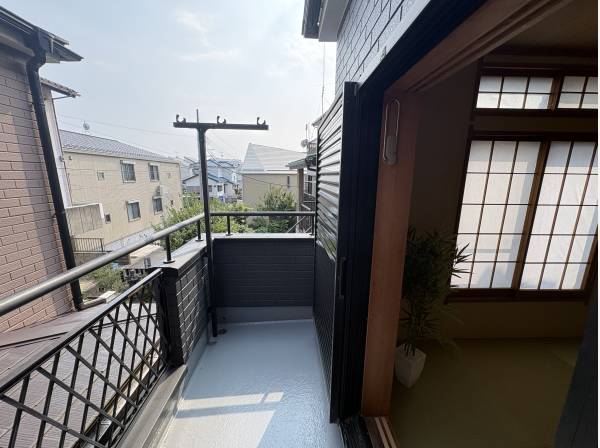 ベランダもありますよ。