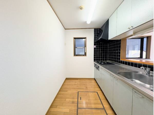 使い勝手の良いシステムキッチン