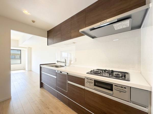 生活感を抑えることができる独立型キッチン