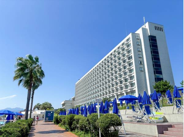 大磯ロングビーチまで徒歩11分（約850m）