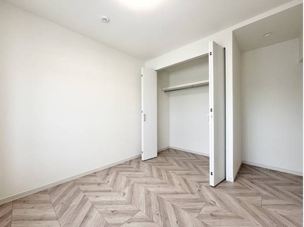 洋室は全部で3室ございます