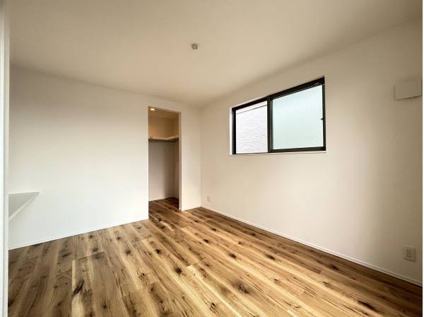 洋室は3部屋ございます。
