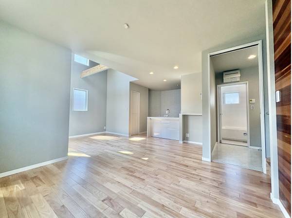 LDKの雰囲気もいいです