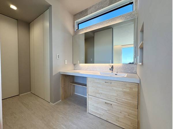 パウダールームも抜かりはありません