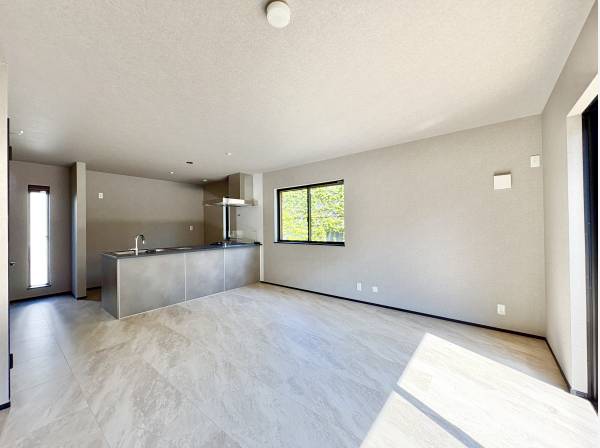 LDKは広々としており、ゆっくりおくつろぎいただけます