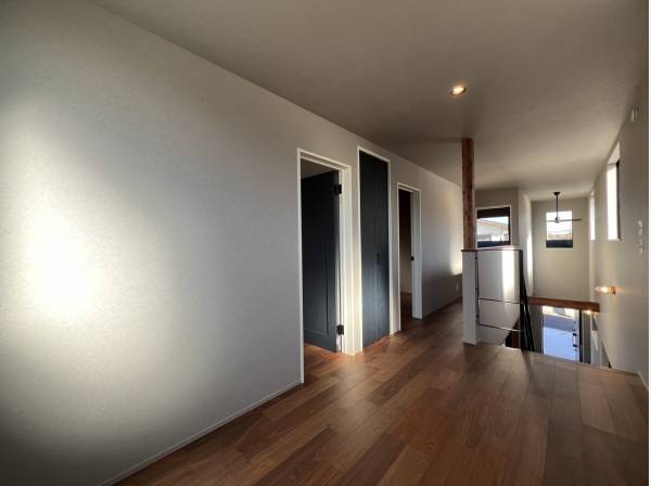 奥にはフリースペースもございます♪