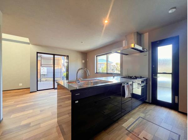 キッチンも広々です