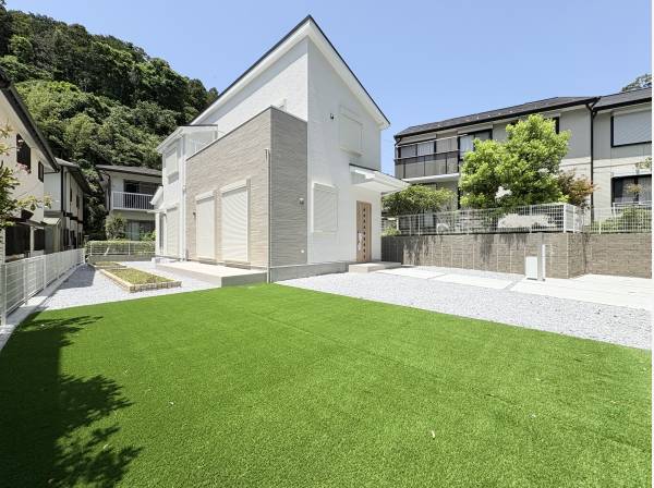 人工芝お子様やペットと楽しい時間をお過ごしいただけます。