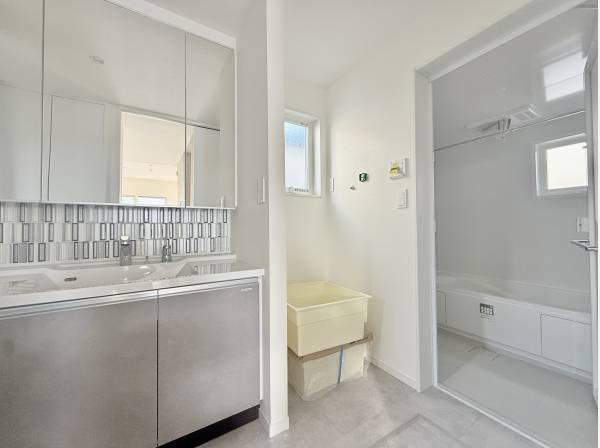 サニタリースペースと浴室