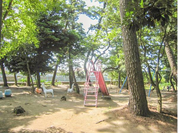 下藤ヶ谷公園まで徒歩1分（約70ｍ）