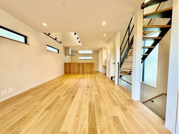 約２１帖のＬＤＫスペース