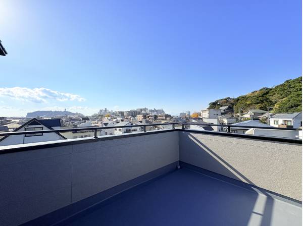 海・江ノ島・富士山まで望む立地条件！