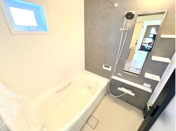 モダンなバスルーム