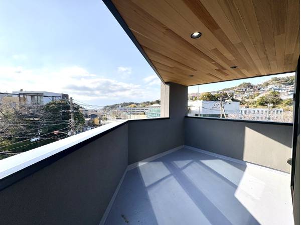 インナーバルコニーは多目的に利用可能です。