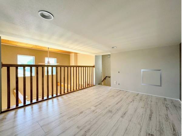 ロフトもあるので収納も安心です