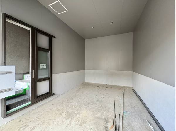 ゆとりある空間のガレージスペース