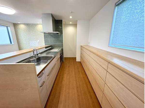 キッチンスペースもゆったりしています