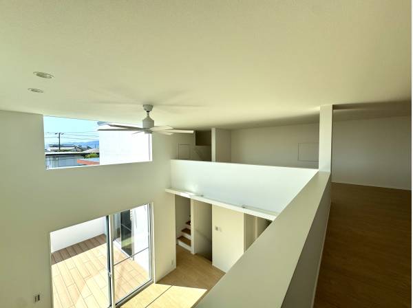 ロフトは12帖の大型空間