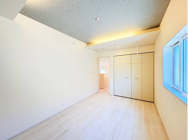 ７．０帖主寝室