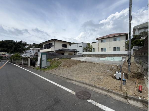 前面道路は約10.5ｍ