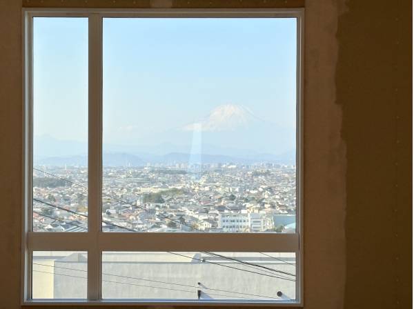 リビングからも富士山を望みます！