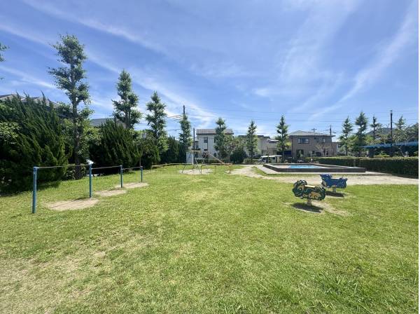 鯉ヶ淵公園まで徒歩2分（約100m）