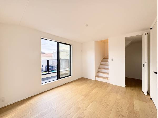 居室は2階に3部屋ございます