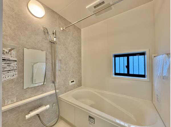 乾燥・換気・暖房・冷房ができる多機能機器