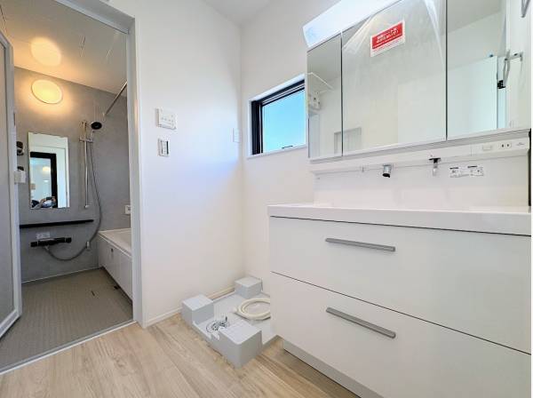 サニタリールーム、バスルーム