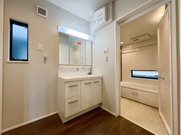 シンプルで使い勝手の良い水回り