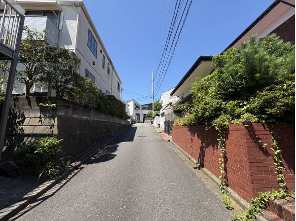 前面道路　約4ｍ